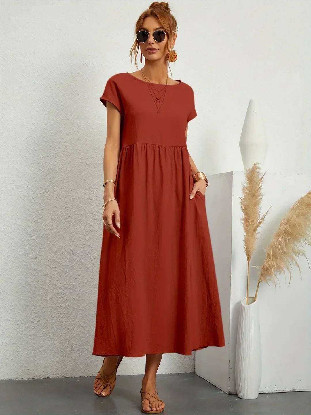 Gabrielle™ — Elegancka, midi sukienka o swobodnym kroju