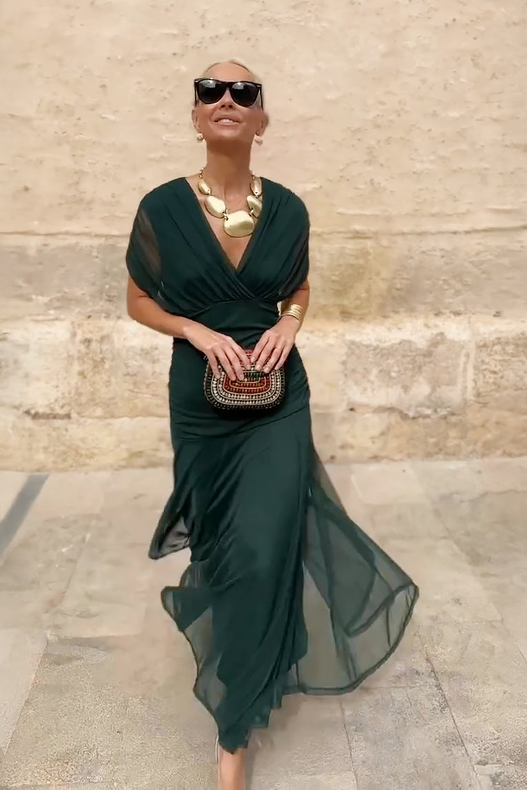 Louise | Elegancka Maxi Sukienka na Przyjęcie z Dekoltem w Serek
