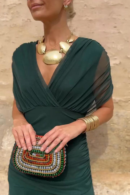 Louise | Elegancka Maxi Sukienka na Przyjęcie z Dekoltem w Serek