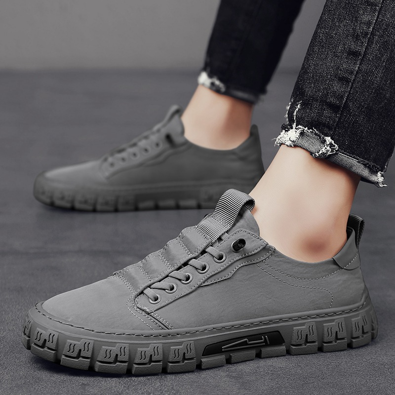 Sneakersy męskie Highland ELARA w kolorze czarnym – widok z boku