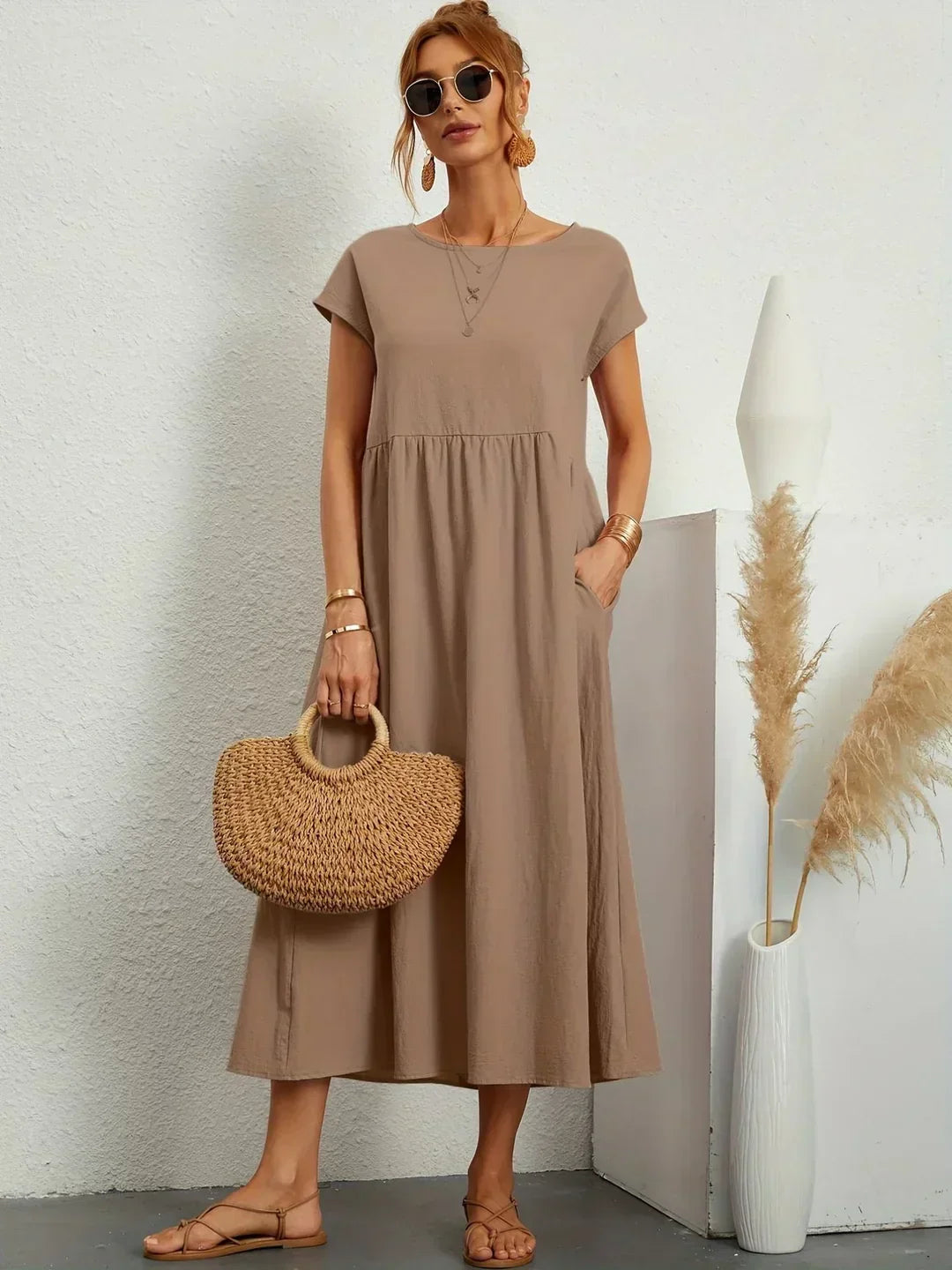 Gabrielle™ — Elegancka, midi sukienka o swobodnym kroju