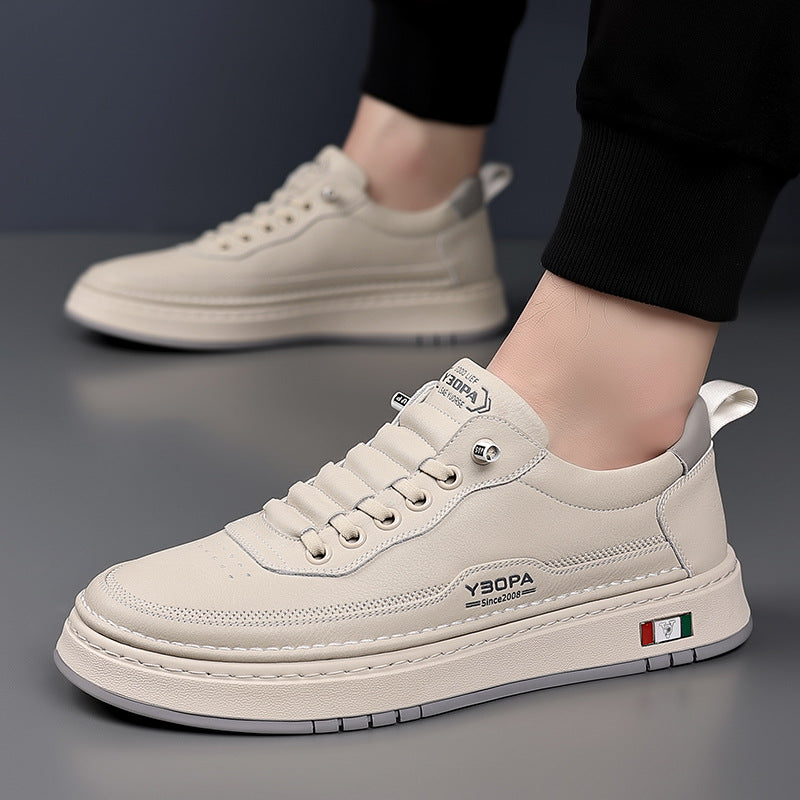 Skórzane sneakersy Lucetti ELARA założone na stopę – wersja biała