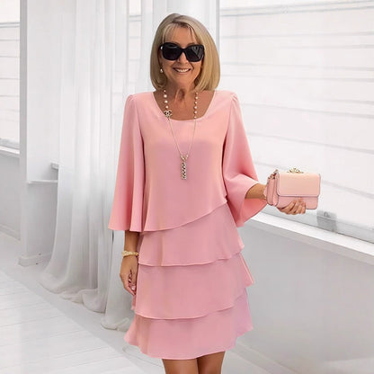 Margaux – Elegancka sukienka midi z falbanami