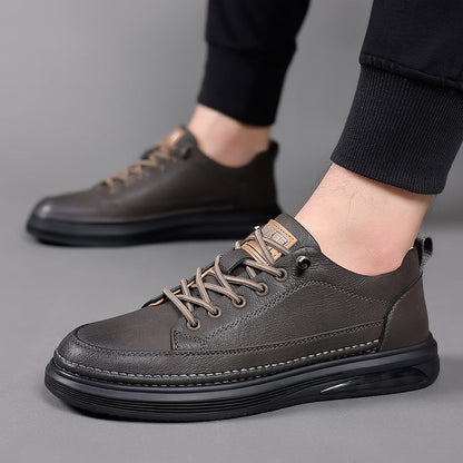 Carson – skórzane sneakersy męskie ELARA, detal sznurowania