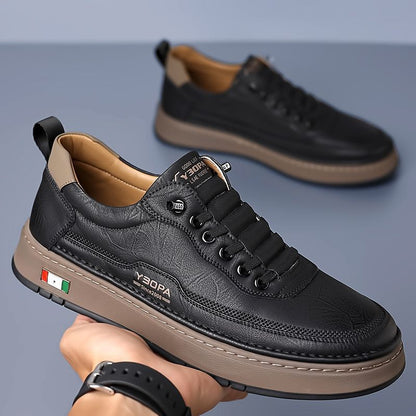 Skórzane sneakersy Lucetti ELARA w kolorze białym – zbliżenie na podeszwę