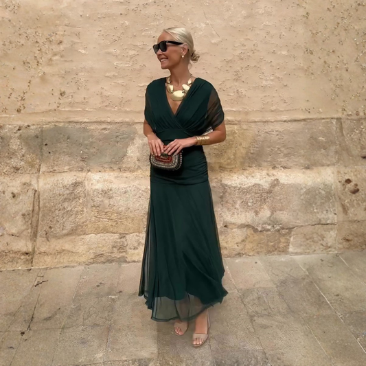 Louise | Elegancka Maxi Sukienka na Przyjęcie z Dekoltem w Serek